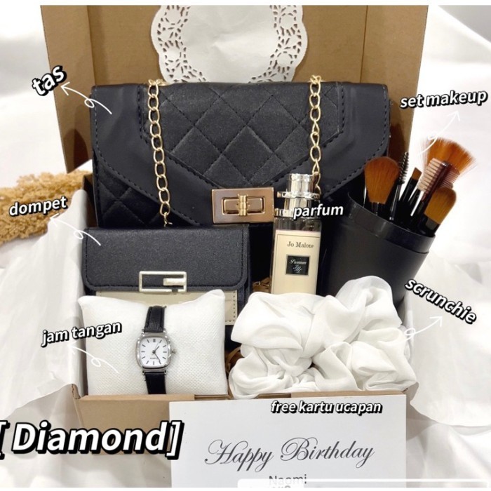 

Ready GIFT HADIAH HAMPERS KADO WANITA PEREMPUAN CEWEK CEWE BOTOL BIRTHDAY