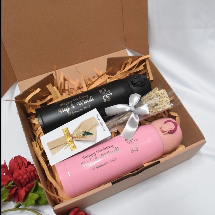 

Ready HAMPERS WEDDING GIFT TUMBLER CUSTOM