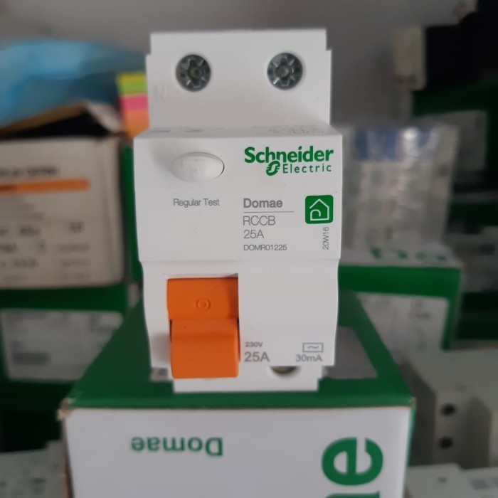 RCCB/ELCB SCHNEIDER DOMAE 2P 25A 30MA ORIGINAL