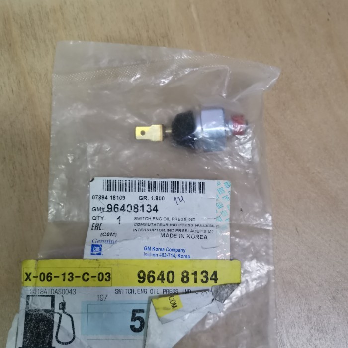 Switch Oli Chevrolet Spark 800 / 1200Cc Kode Kn177