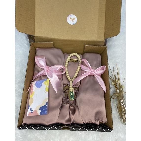 MILIKI HAMPERS KADO MUKENA/HAMPERS LEBARAN/HAMPERS MUKENA ARMANI AL-QUBA/HAMPERS KADO PERNIKAHAN TER