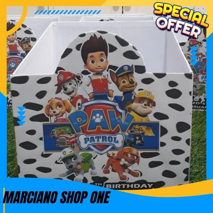 

STORAGE CUSTOME ULANGTAHUN HAMPERS BIRTHDAY BOX UKURAN BESAR 20X20CM KOTAK KADO BISA TULIS NAMA ANAK PRODUK BEST PRODUK !!