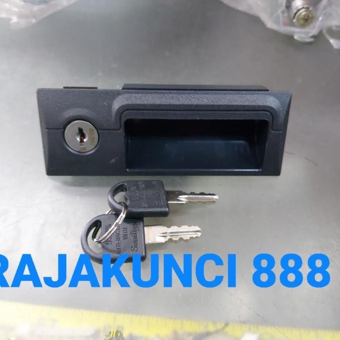 

Kunci Lemari Besi Kunci Filling Cabinet Lion Informa Krisbow Pengiriman Cepat