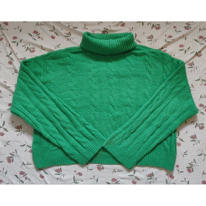 Sweater Crewneck Turtleneck Crop Basic Polos Rajut Knit Hijau XL GU by Uniqlo