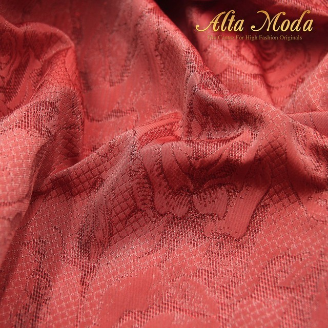 Naenggo Kain Jacquard Motif Floral Full Red (1M) (Alta Moda)
