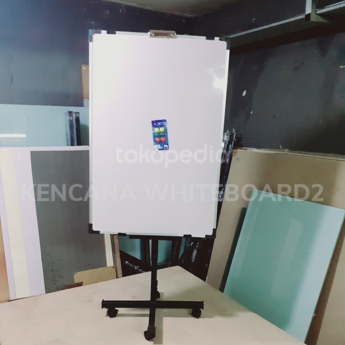 

Flip Chart Magnetik Roda 60 90 Cm