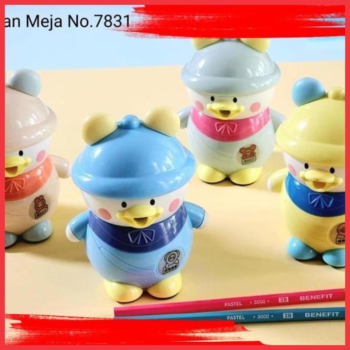 

(ANTI) RAUTAN PUTAR MEJA PENSIL BENTUK PENGUIN TOPI SATUAN