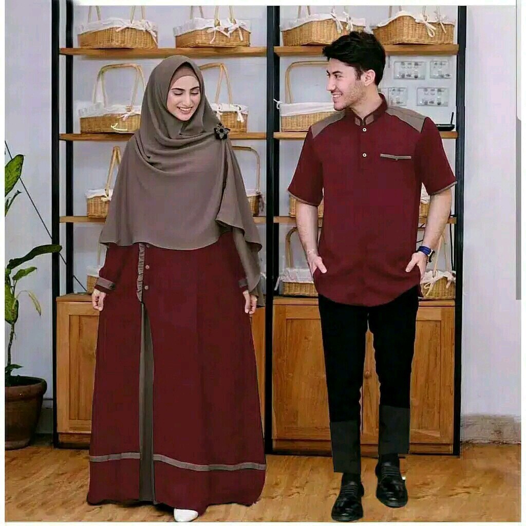 Gamis Couple Suami Istri 2024 Sarimbit Ibu Dan Anak Seragam Keluarga Games2024 Mewah Games2023Kapela