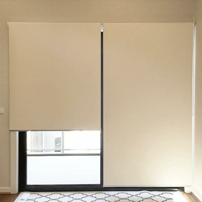 gorden kantor/roller blinds tirai gorden