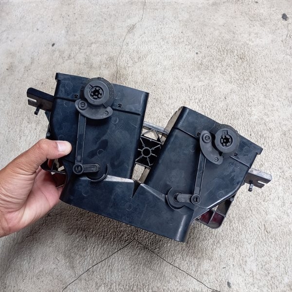 Kisi Kisi Grill Gril Ac Mercedes Benz Mercy A 140 A140 W168 Bagian Tengah Asli Original Copotan