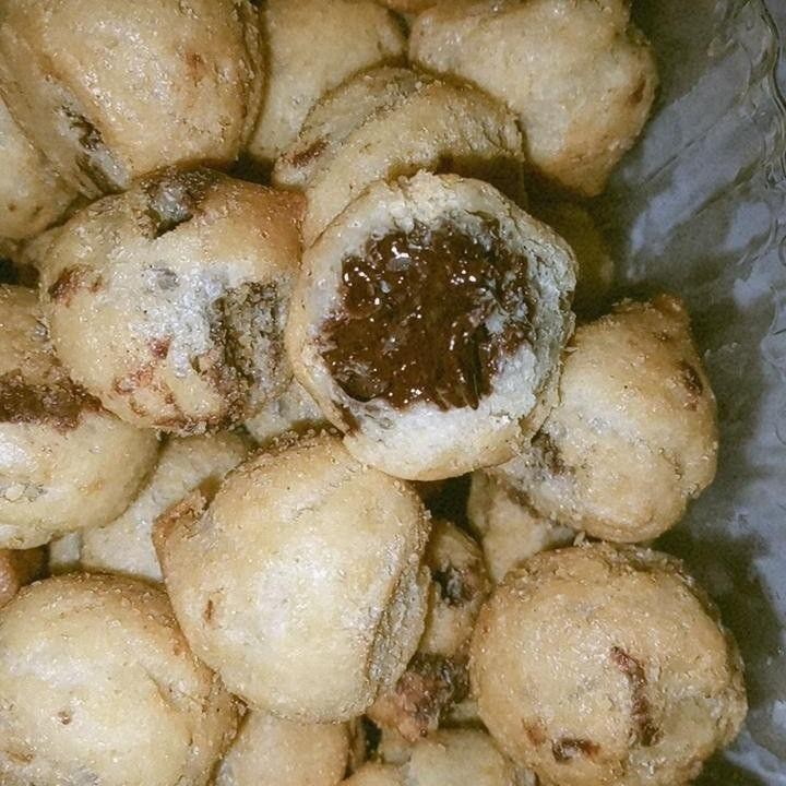 

Soes Coklat SKR 2 Kg 1 Ball Sus Kering Isi Coklat Camilan Coklat