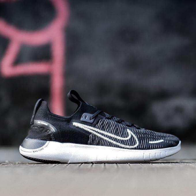 Nike Free Run Flyknit Next Nature Black White Seoatu Sneakers Pria Mikiokatsu54