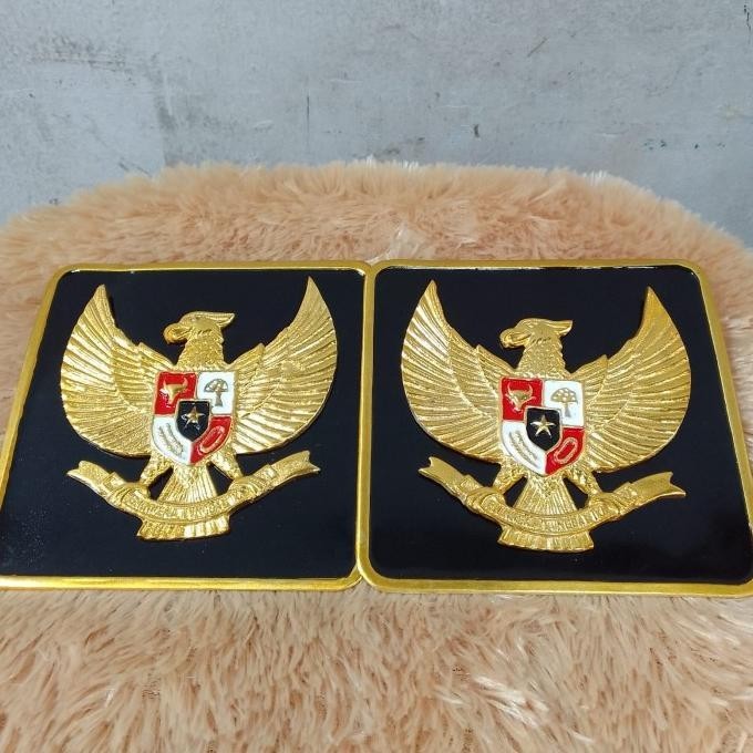 plat mobil peneng garuda aksesoris mobil logo garuda besar
