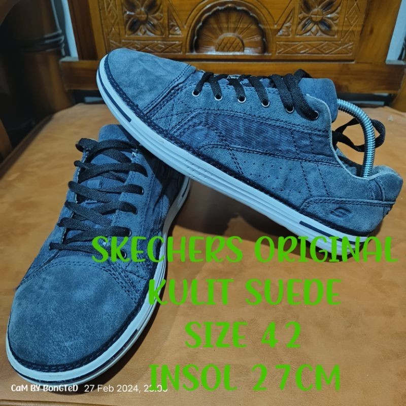sepatu bekas second import original, skecherskulit suede, size 42,insol 27cm