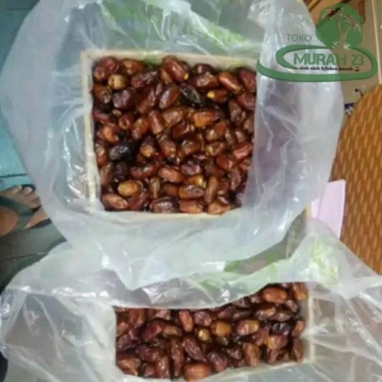 

POJ Kurma Mesir madu 1kg/ kurma Mesir golden valley/gizza dates/Barari/kurma madu murah TERLARIS