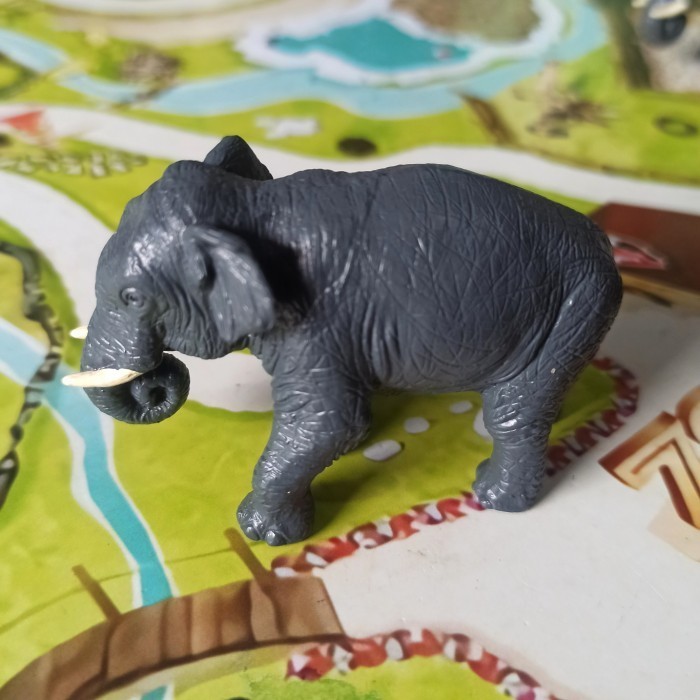 

MINIATUR GAJAH 7 CM F3 MAKET DIORAMA HEWAN BINATANG