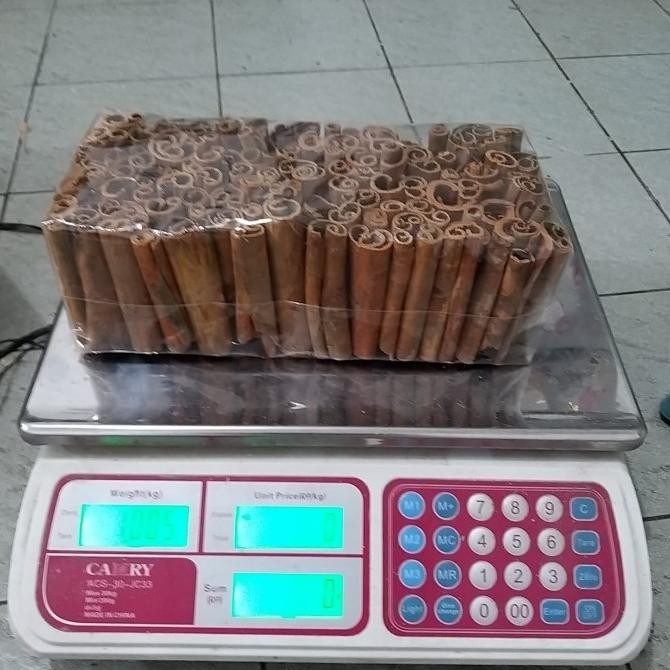 

Kayu Manis / Cinnamon Stick 1kg ZM