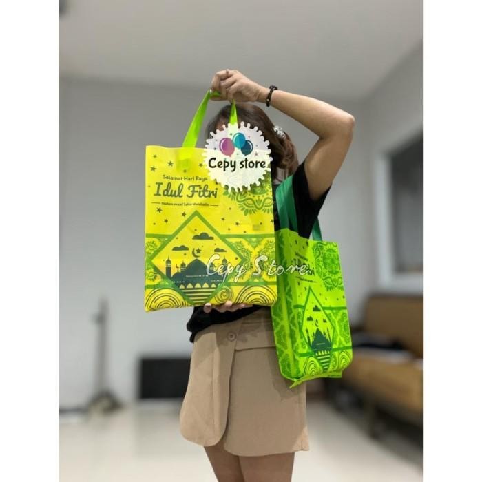 

(Isi 12) Tas Souvenir Goodie Bag Kantong Idul Fitri Lebaran Ramadhan M 092