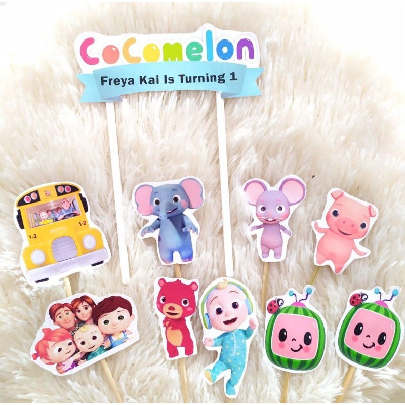 topper  cake hiasannkue model tusuk karakter coco melon cocomelon