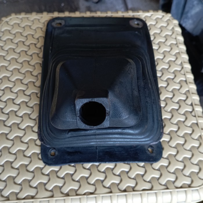 READY karet Boot Perseneling Jimny Katana Ori Copotan