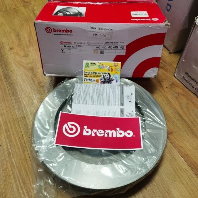 Cakram Disc brake depan Kanan / Kiri Toyota Wish BREMBO