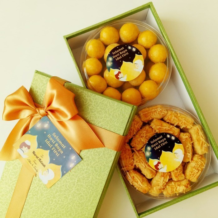 

Limited! Hampers Kue Lebaran/ Bingkisan Lebaran/ Kue Kering Lebaran Paket 02 - NastarKastengel New