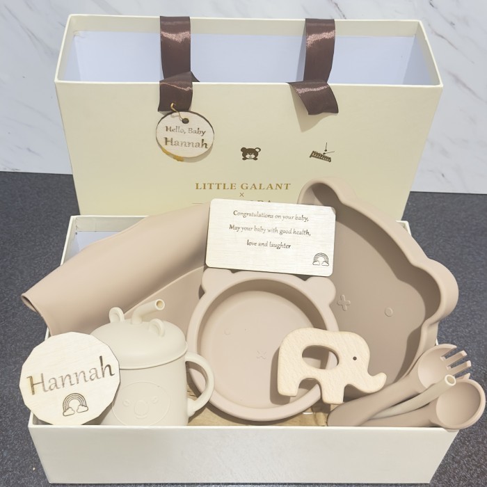 

Hampers Baby Logam Mulia Gift Set Hadiah Kado Bayi Setelan Casual