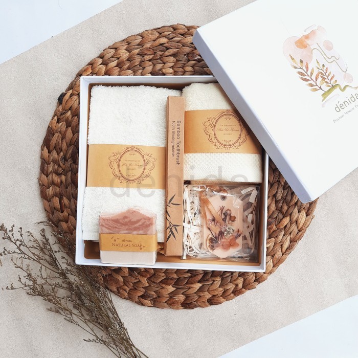 

Wedding Gift / Birthday Gift / Graduation Gift / Birthday Hampers / Ha