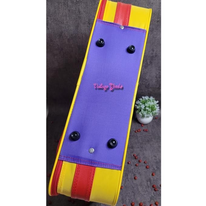 Tas Koper Travel Tweety Rare Ukuran Besar Zairnazenada