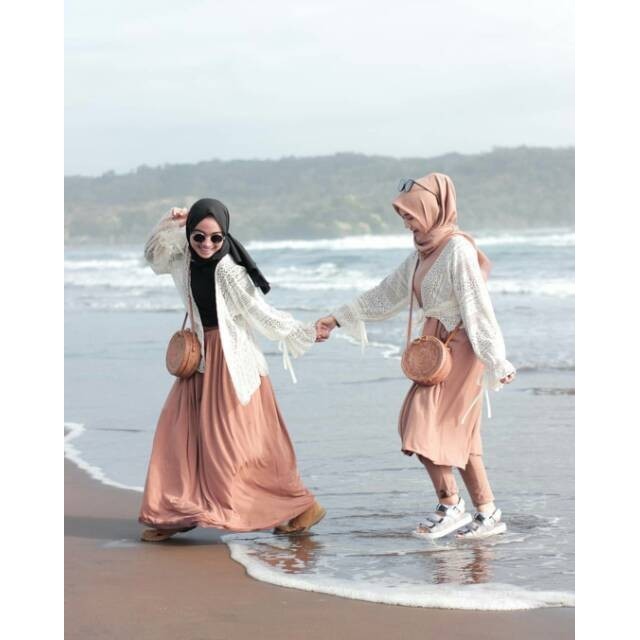 READY OUTER LACE NAOMI / CARDIGAN LACE BOHEMIAN BEACH / AGHNIA OUTER