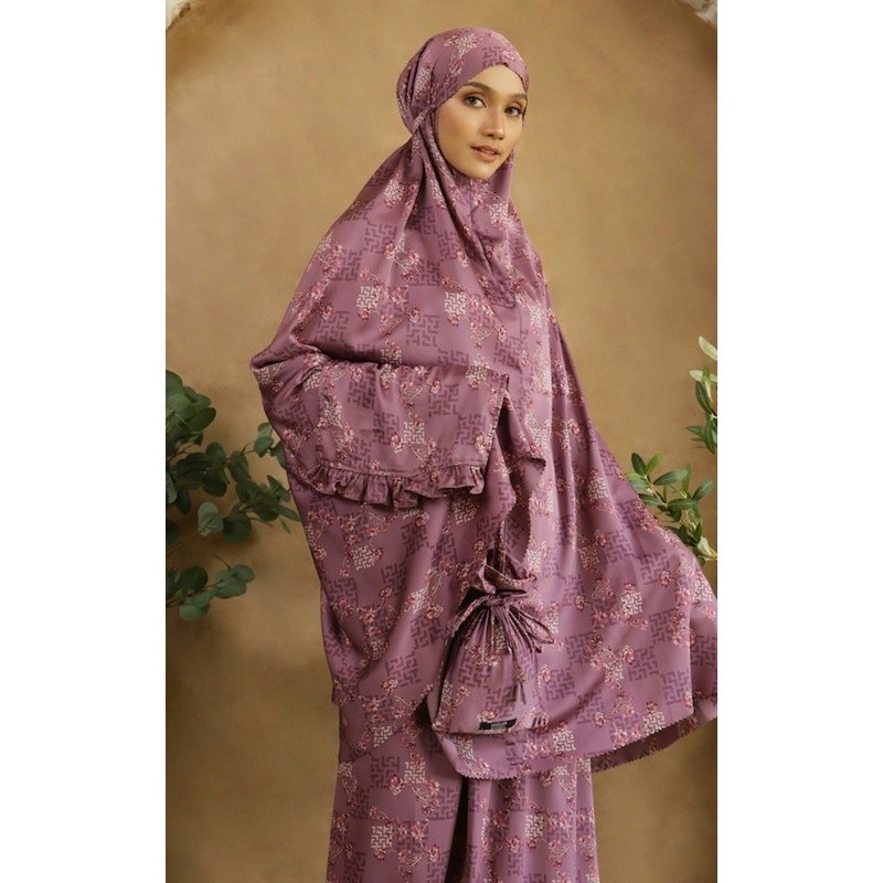 Hijup Essentials - Medina Praying Set In Berry Conserve / Mukena