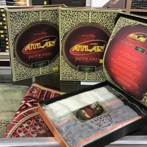 Sarung Atlas Jacquard