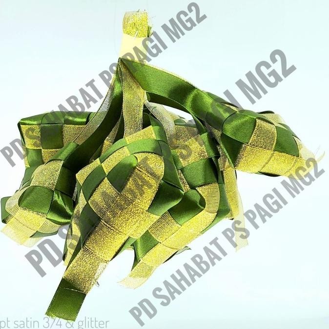 

ketupat pita satin 3/4 hijau lumut glitter (1 ikat 10 pcs)