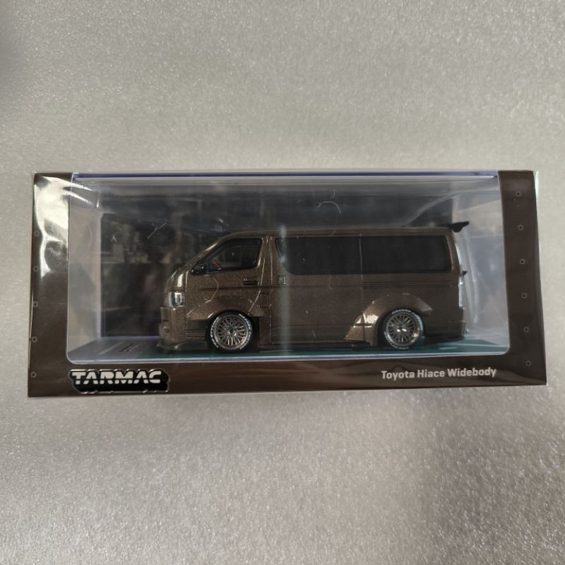TARMAC WORKS 1/43 TOYOTA HIACE WIDEBODY BROWN