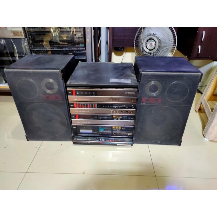 Ready 1 set stereo hifi audhio . AIWA FX 50 FULL ORIGINAL FULL NORMAL