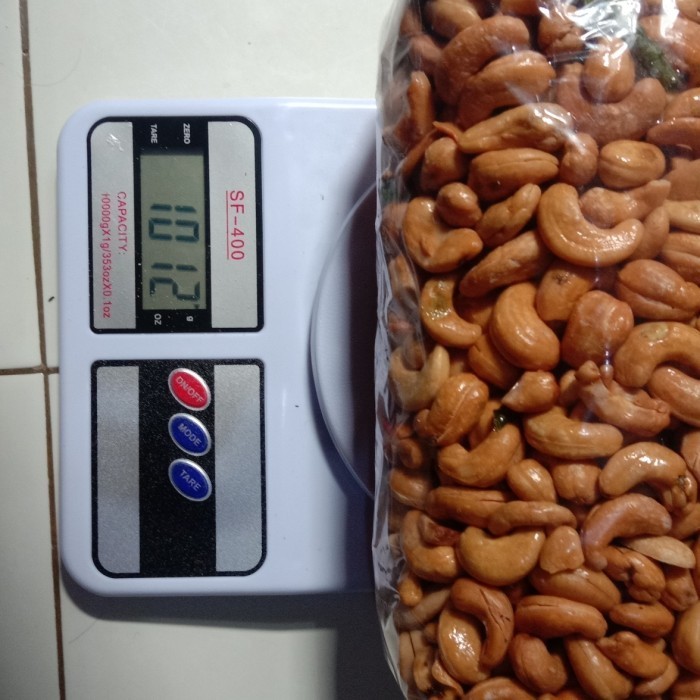 

MURAH kacang Mede mateng 1kg