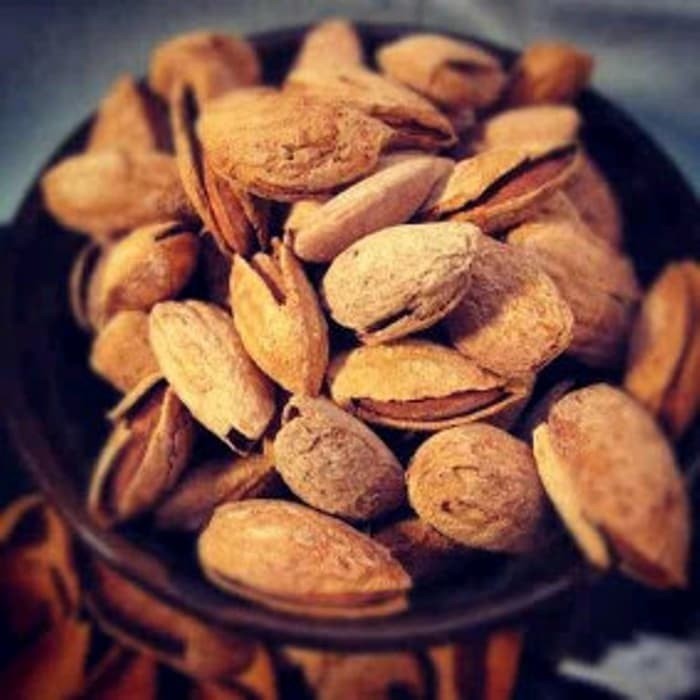 

LIMITED EDITION Kacang Almond Panggang 250GR Roasted Milk Kulit In Shell Cangkang