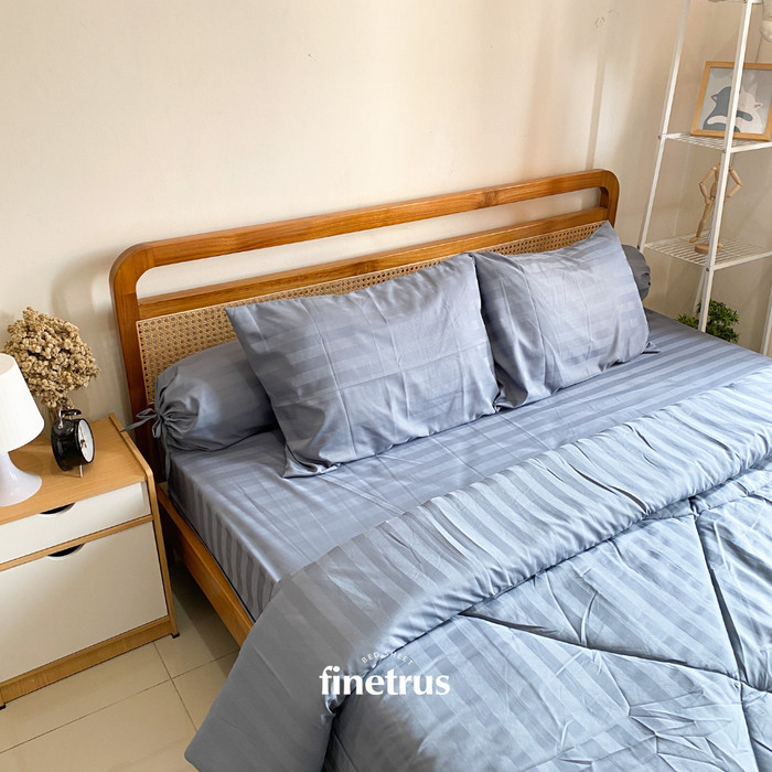 Finetrus - Bedcover Set Sprei Bahan Microtencel