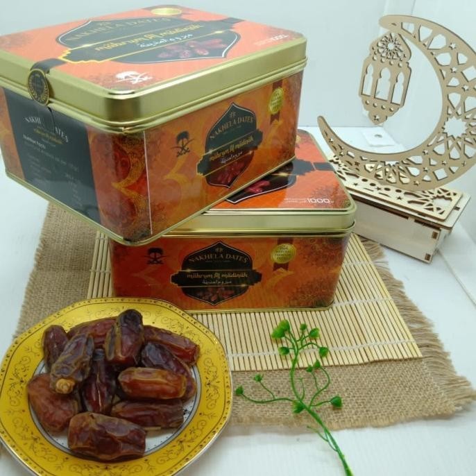 

Kurma Mabrum Madinah Kurma Mabroom Kurma Mabroum Madinah 1 kg Premium KS