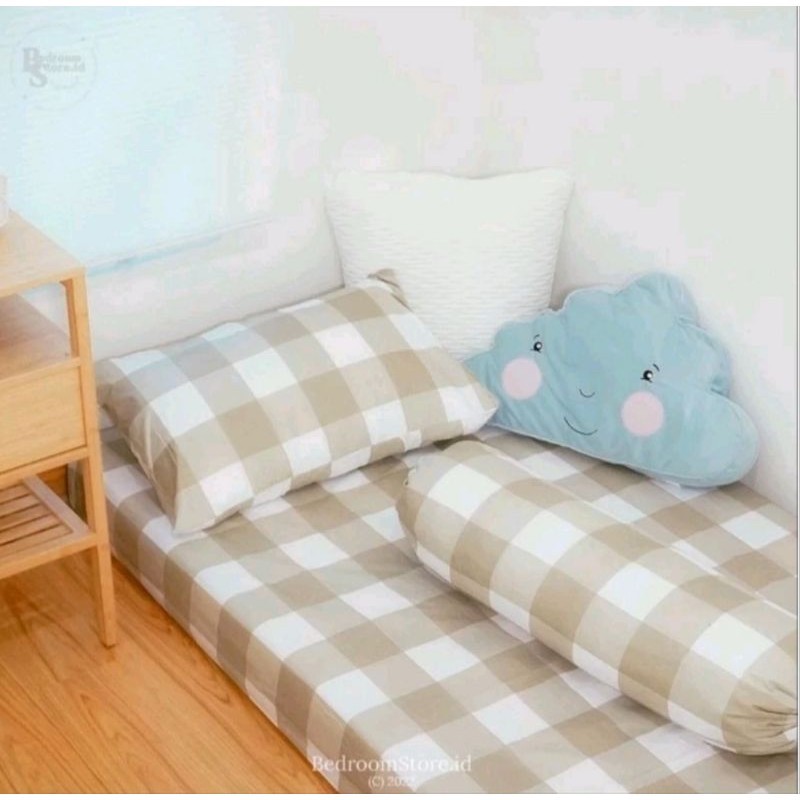 SPREI EMILY /SPREI JANDA BOLONG RANDOM/SPREI KEMBANG PALM