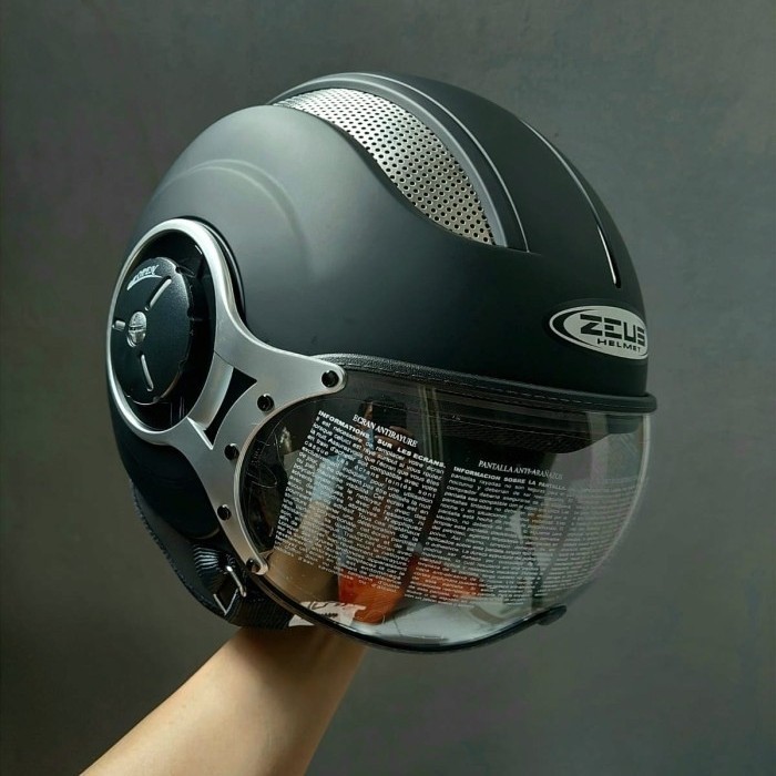 Zeus Zs 218 Matt Black Retro Single Visor