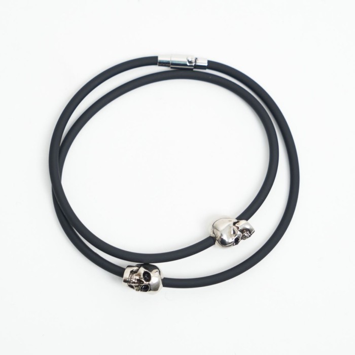 Alexander Mcqueen Double Skull Bracelet Black Shw Termurah Terlaris Promo