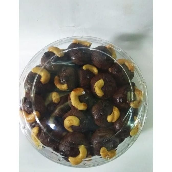 Termurah New Kue Coklat Chips Mede Special (Sandy Cookies) High Quality