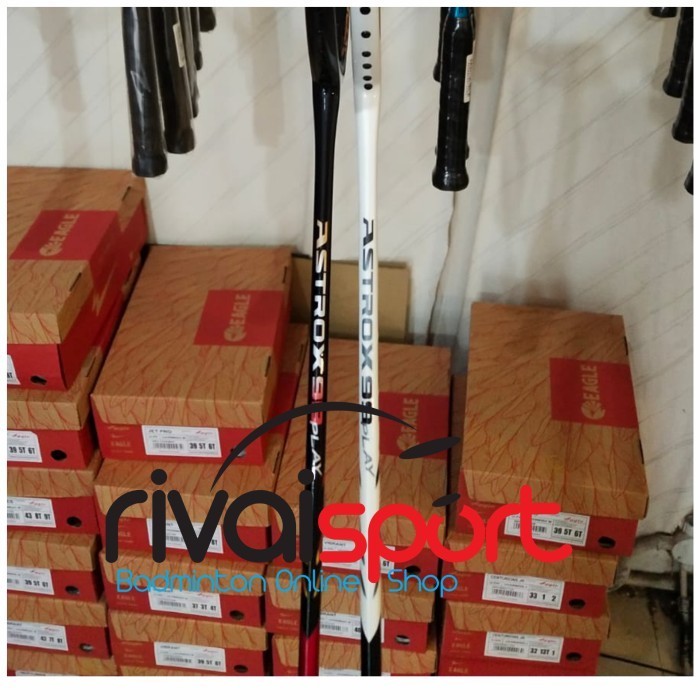 Raket Yonex Astrox 99 Play