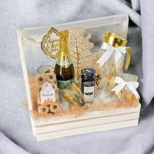 

Exclusive Parcel Hampers Premium Eid Lebaran Ready Stock (Parcel F) Farenablinda