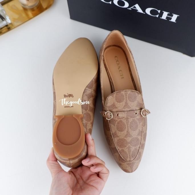Sepatu Branded Ori - Coach Isabel Signature Loafer Tan C5846