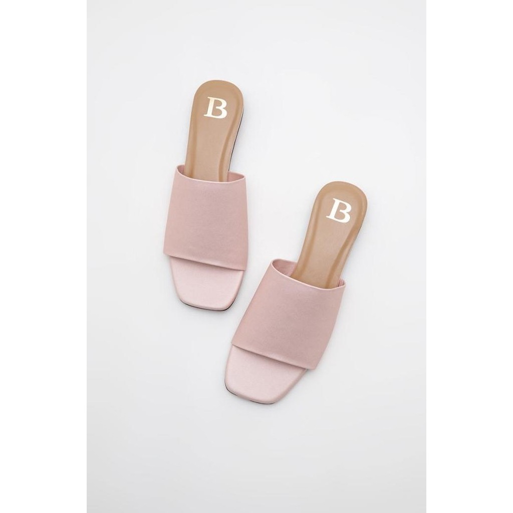 Berrybenka - Sandal Slop Wanita Sofia Ibiza Sandal Wide Strap - Pink,37