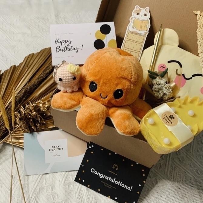 

Kotak Kado / Kado Teman / Kado Pacar / Gift Birthday / Hampers Gift