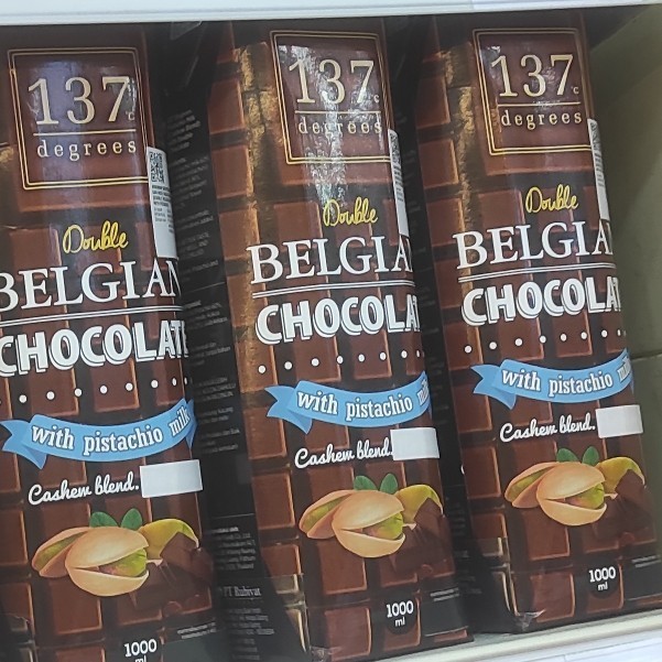 

$$$$] 137*C PISTACHIO. MILK DOUBLE CHOCOLATE 1000 ML