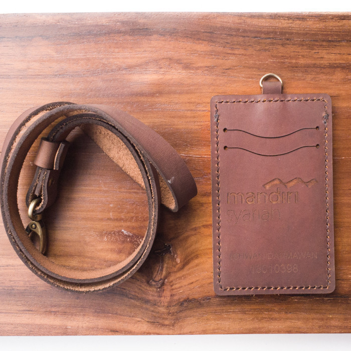 

BARANG TERLARIS ID CARD HOLDER KULIT CUSTOM MODEL TERBARU